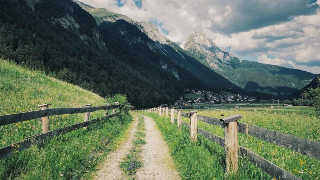 Вилла Arlberghaus Rocks Флирш Экстерьер фото